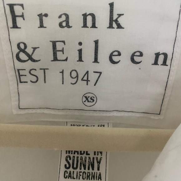 $278 Frank & Eileen Featherweight
Relaxed Button Up Shirt Sz X-Small - Picture 4 of 8